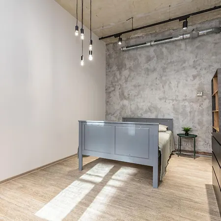 Loft 아파트 *